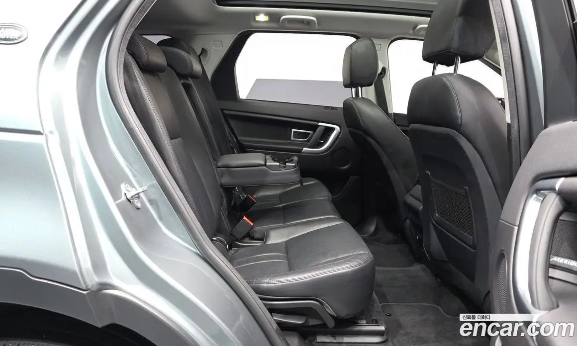 Land Rover Discovery Sport 2017 2.0 автомат (гидро), фото 17
