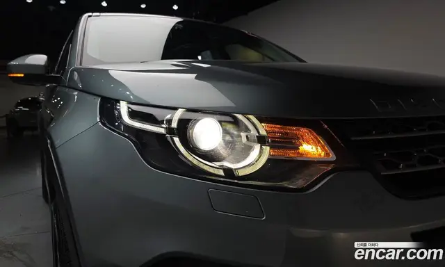 Land Rover Discovery Sport 2017 2.0 автомат (гидро), миниатюра 8