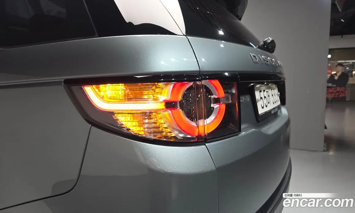 Land Rover Discovery Sport 2017 2.0 автомат (гидро), фото 9