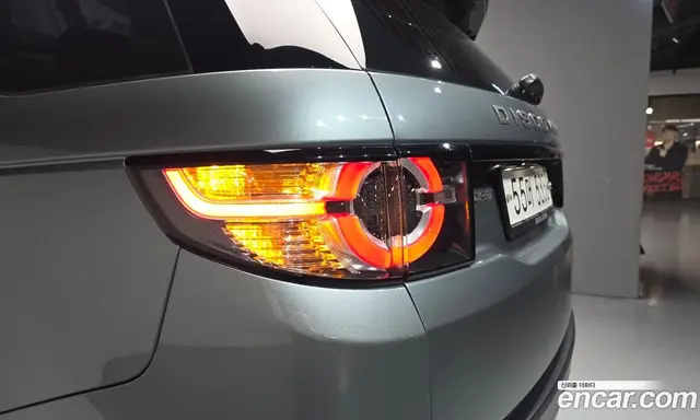 Land Rover Discovery Sport 2017 2.0 автомат (гидро), миниатюра 9