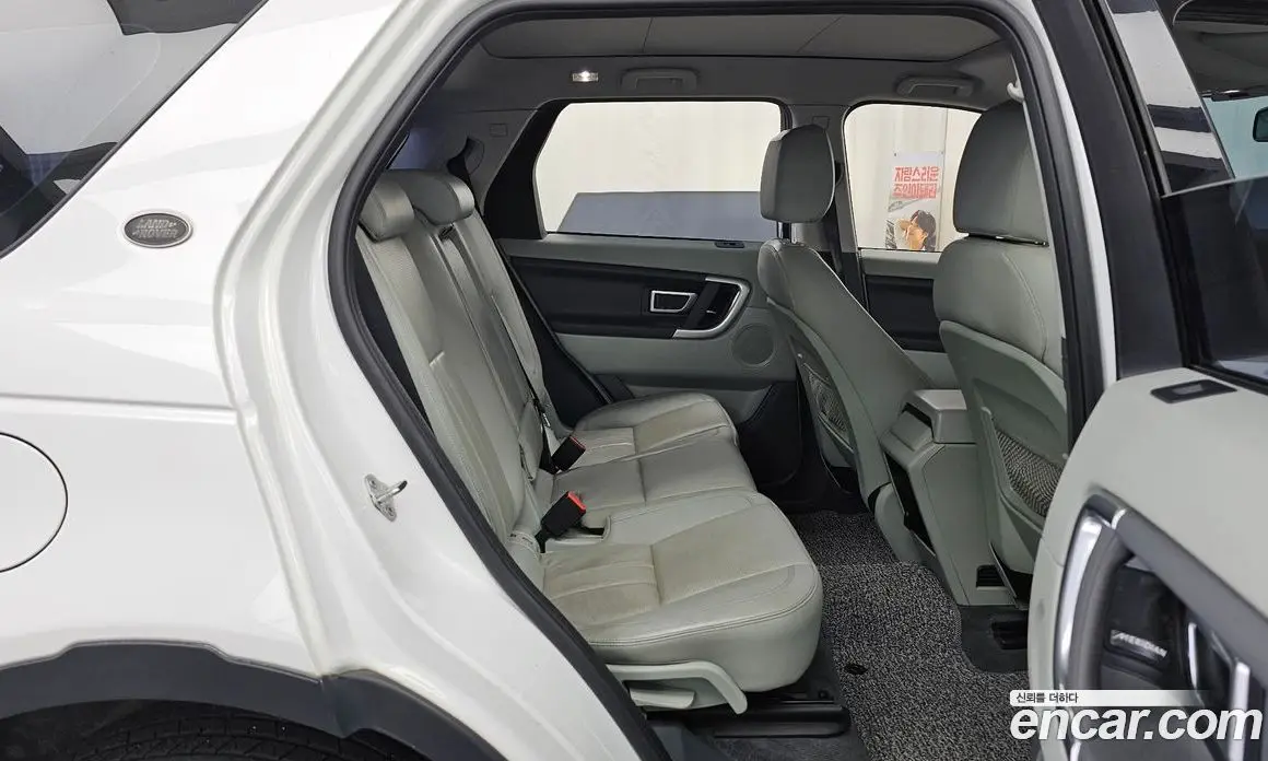 Land Rover Discovery Sport 2017 2.0 автомат (гидро), фото 12