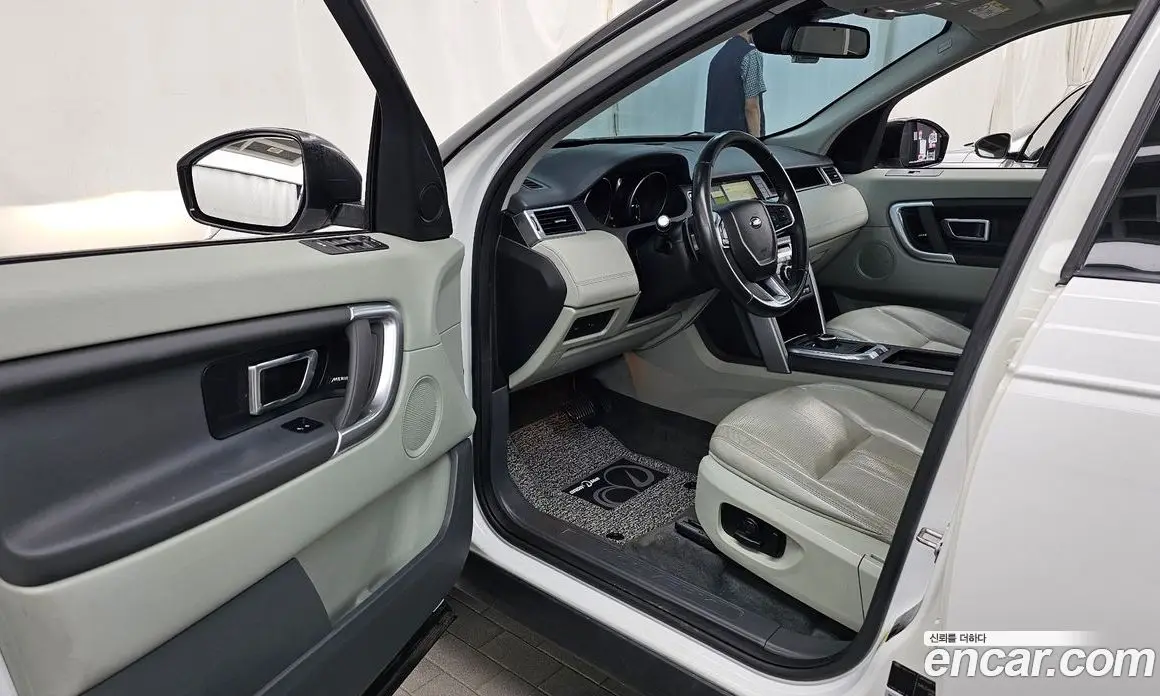 Land Rover Discovery Sport 2017 2.0 автомат (гидро), фото 10