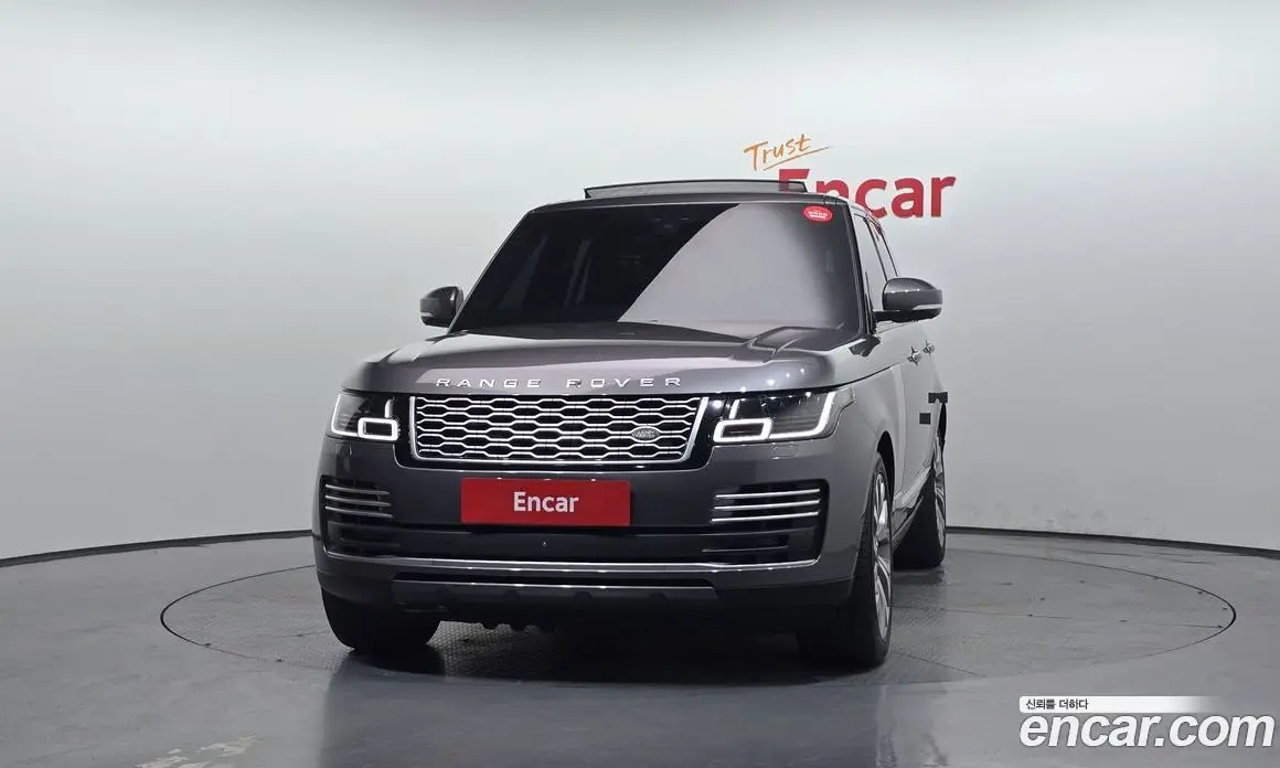 Land Rover Range Rover 2018 4.4 автомат (гидро), фото 3