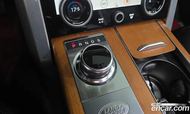 Land Rover Range Rover 2018 4.4 автомат (гидро), миниатюра 9