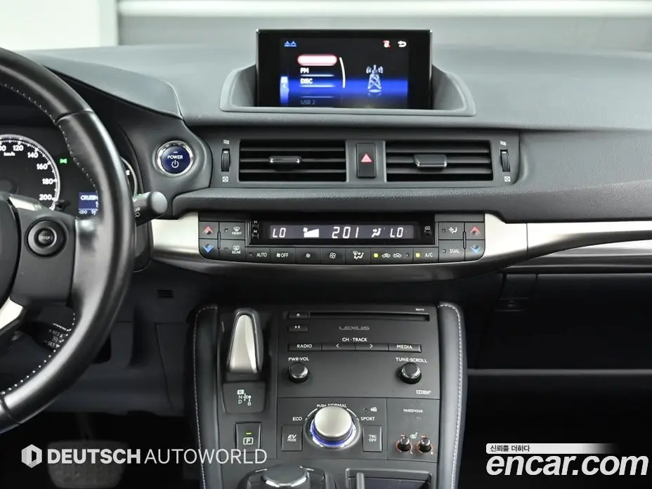 Lexus CT200h 2018 1.8 автомат (гидро), фото 14