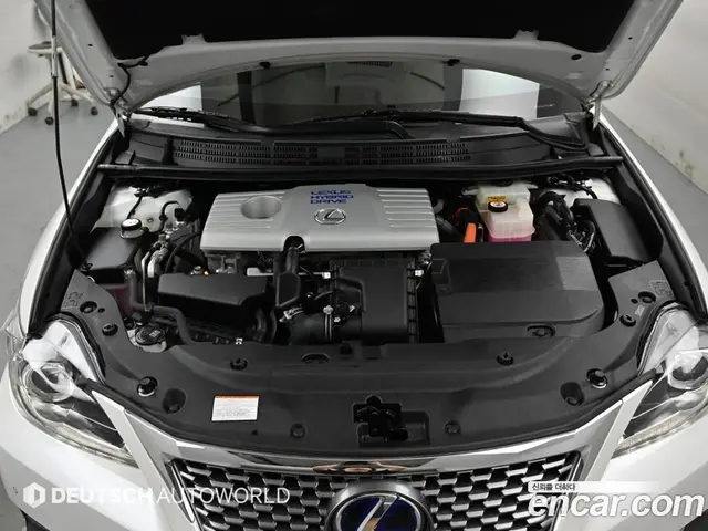 Lexus CT200h 2018 1.8 автомат (гидро), миниатюра 6