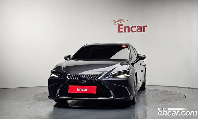 Lexus ES 2021 2.5 автомат (гидро), миниатюра 3