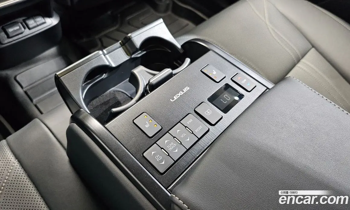 Lexus ES 2021 2.5 автомат (гидро), фото 24