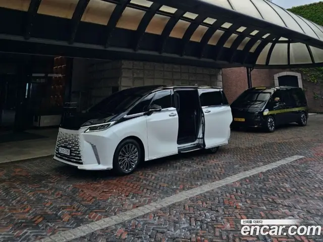 Lexus LM 2024 2.4 автомат (гидро), миниатюра 12