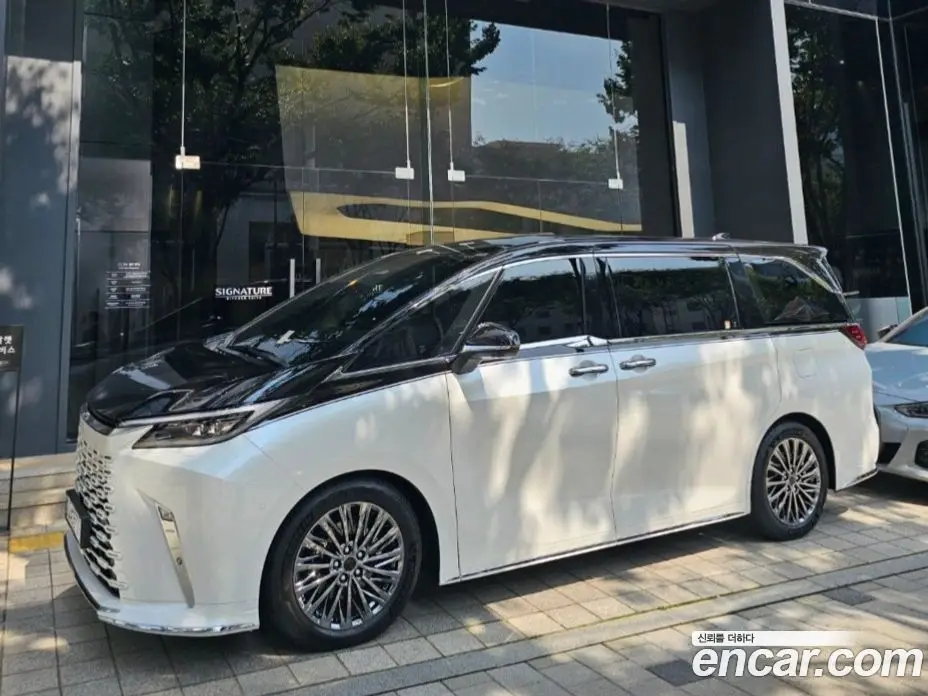 Lexus LM 2024 2.4 автомат (гидро), фото 14
