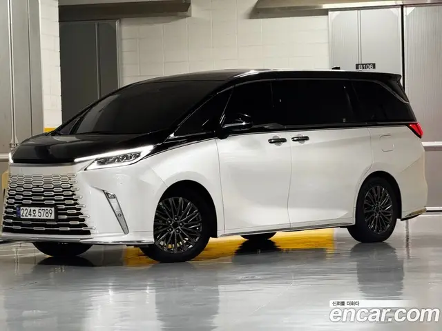 Lexus LM 2024 2.4 автомат (гидро), миниатюра 3