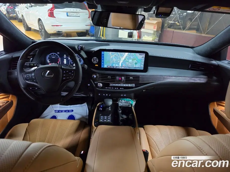 Lexus LS 2025 3.4 автомат (гидро), фото 7