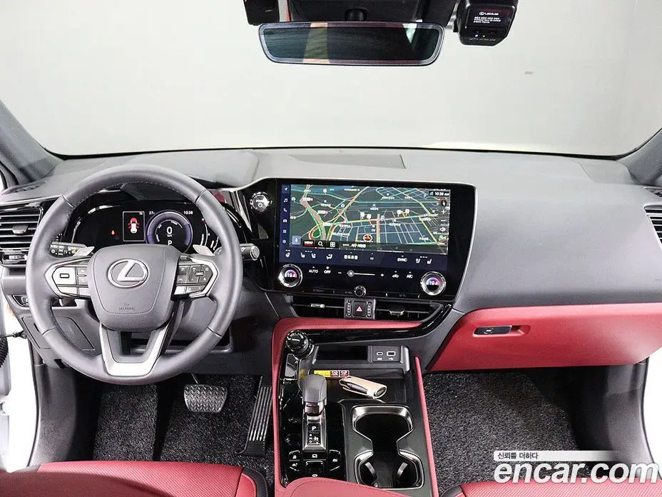 Lexus NX 2025 2.5 автомат (гидро), фото 12