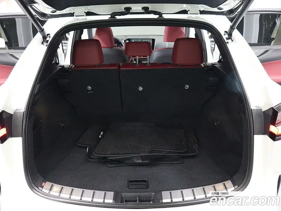 Lexus NX 2025 2.5 автомат (гидро), фото 5