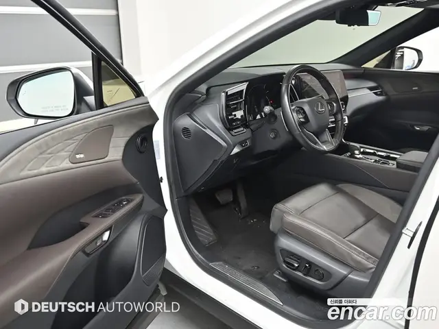 Lexus RX 2024 2.5 автомат (гидро), миниатюра 11
