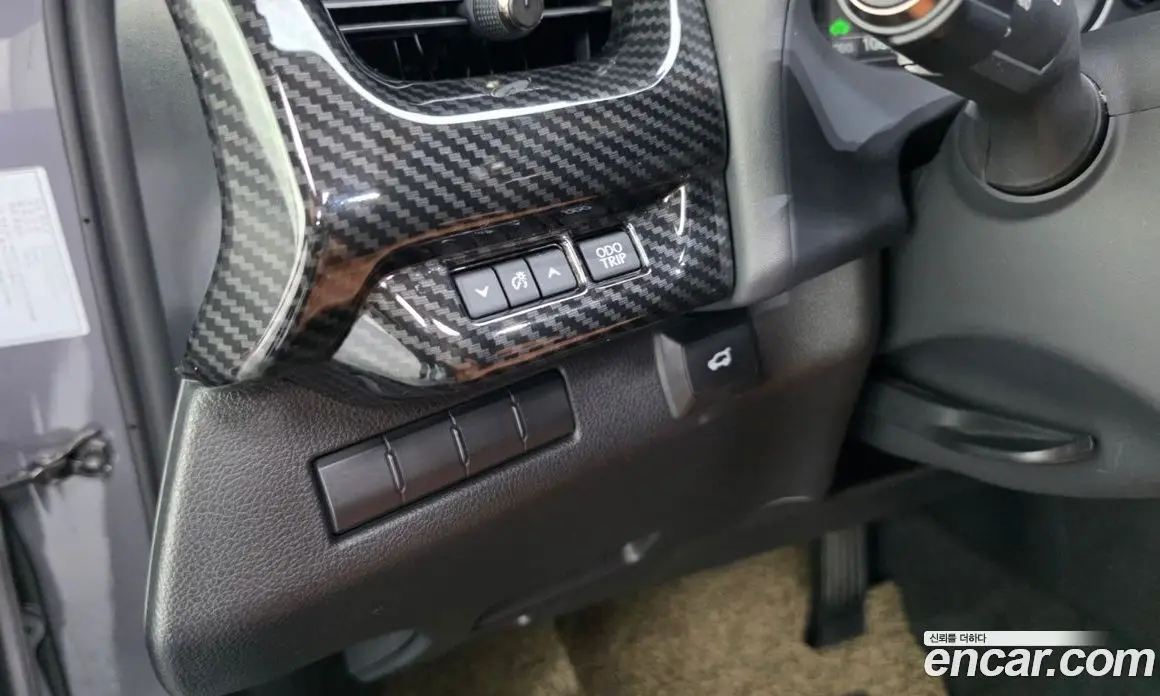 Lexus UX 2019 2.0 автомат (гидро), фото 23