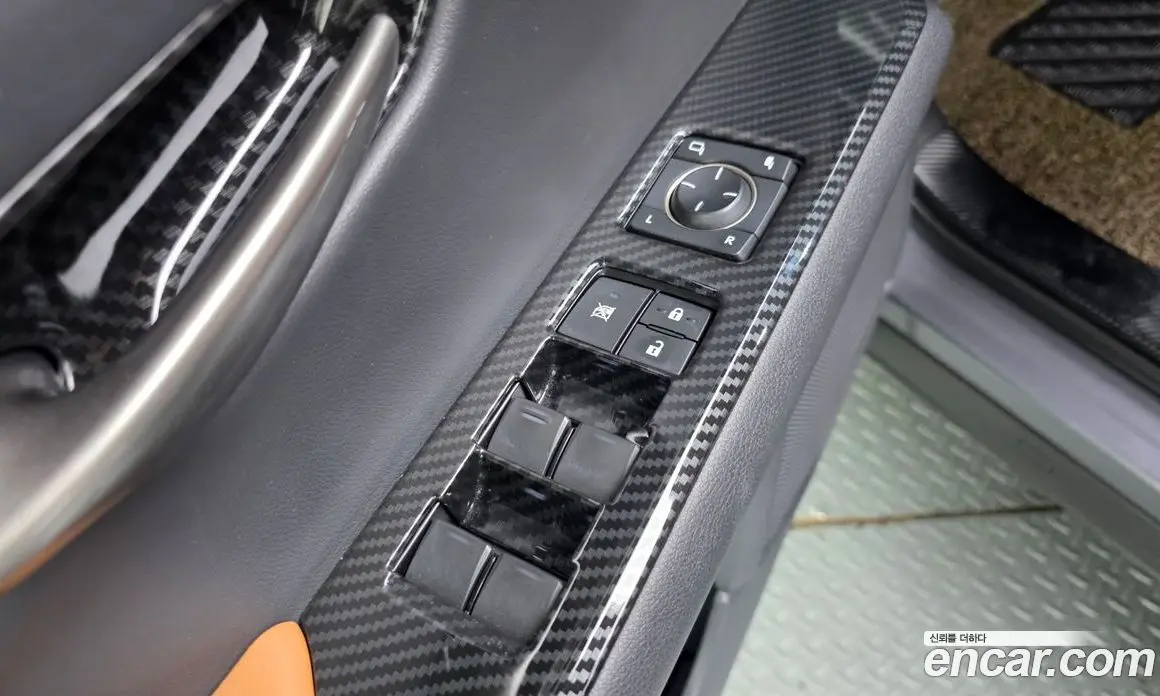 Lexus UX 2019 2.0 автомат (гидро), фото 33