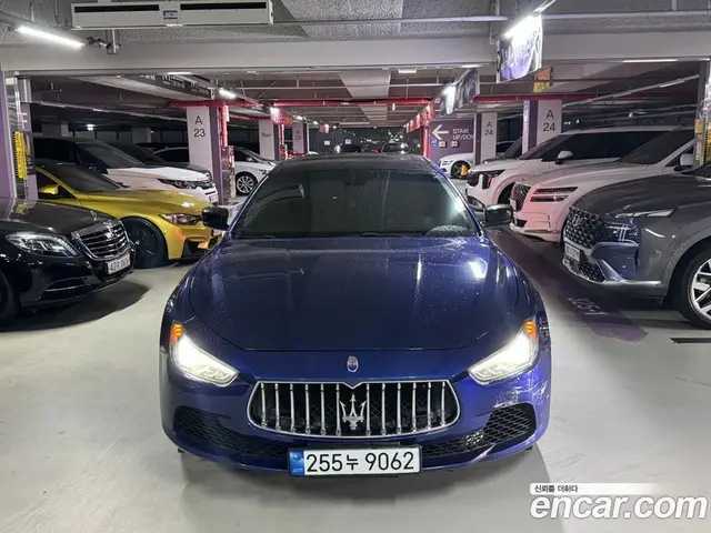 Maserati Ghibli, 2015, 114 000 км