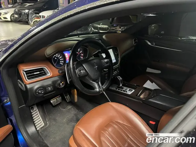 Maserati Ghibli 2015 3.0 автомат (гидро), миниатюра 7