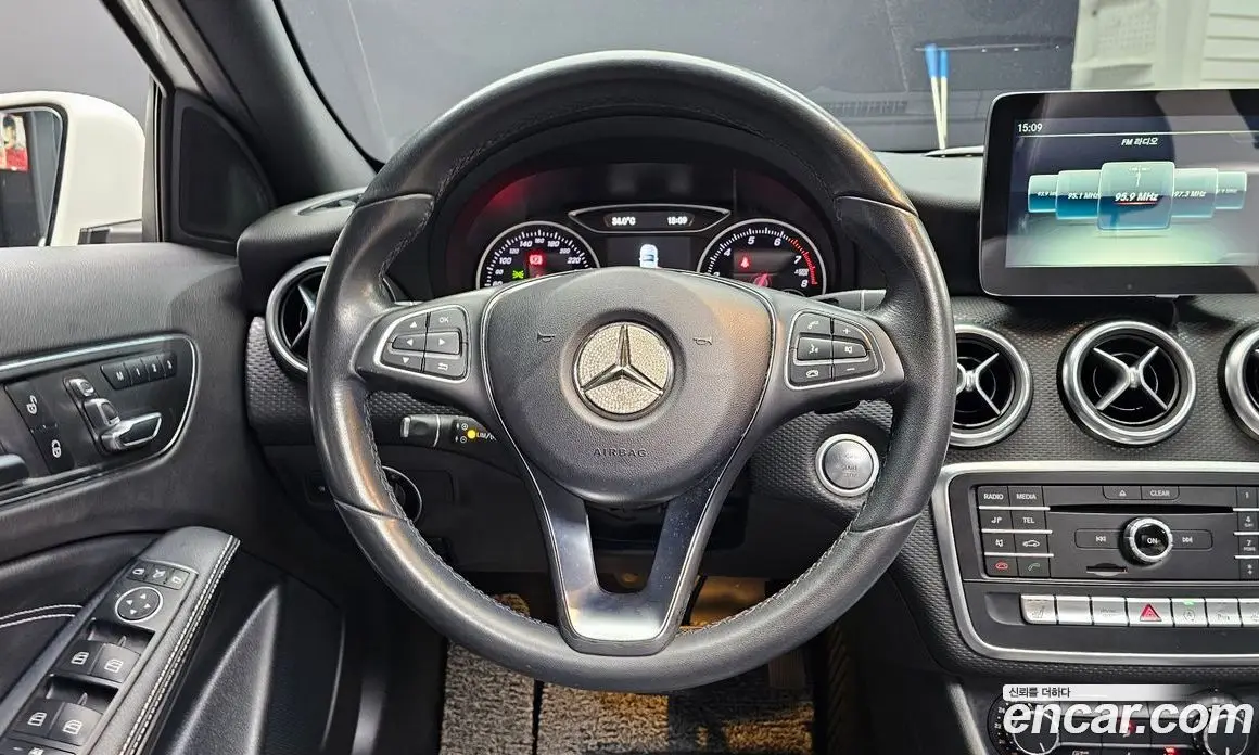 Mercedes-Benz A-Class 2018 1.6 автомат (гидро), фото 13