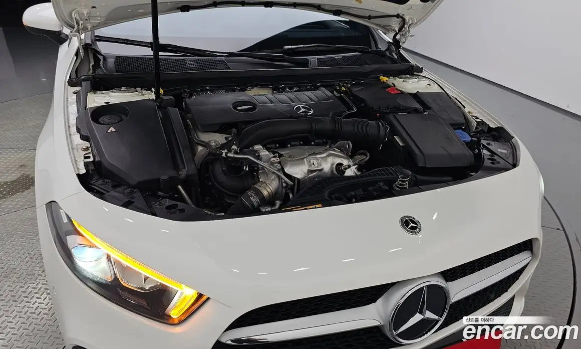Mercedes-Benz A-Class 2021 2.0 автомат (гидро), фото 5