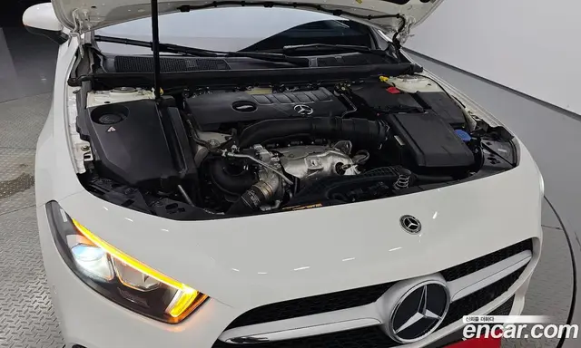 Mercedes-Benz A-Class 2021 2.0 автомат (гидро), миниатюра 5