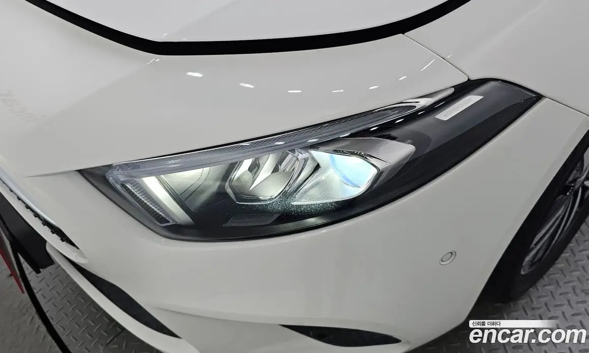 Mercedes-Benz A-Class 2021 2.0 автомат (гидро), фото 7