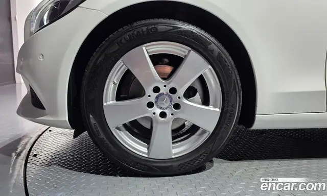 Mercedes-Benz C-Class 2016 1.6 автомат (гидро), миниатюра 5