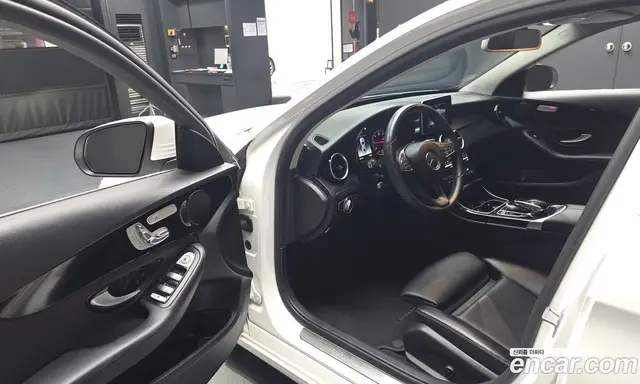 Mercedes-Benz C-Class 2017 1.6 автомат (гидро), миниатюра 10