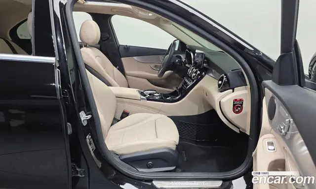 Mercedes-Benz C-Class 2020 1.9 автомат (гидро), миниатюра 11