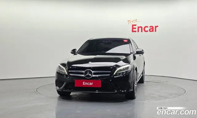 Mercedes-Benz C-Class 2020 1.9 автомат (гидро), миниатюра 3