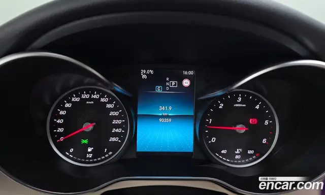 Mercedes-Benz C-Class 2020 1.9 автомат (гидро), миниатюра 8