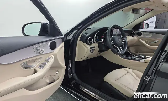 Mercedes-Benz C-Class 2020 1.9 автомат (гидро), миниатюра 10