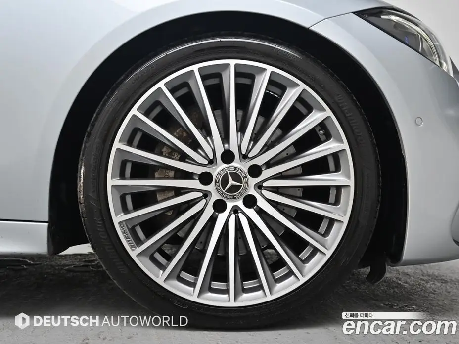 Mercedes-Benz C-Class 2023 2.0 автомат (гидро), фото 5
