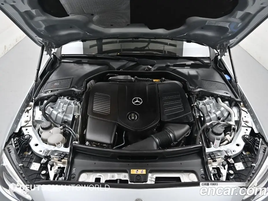 Mercedes-Benz C-Class 2023 2.0 автомат (гидро), фото 6