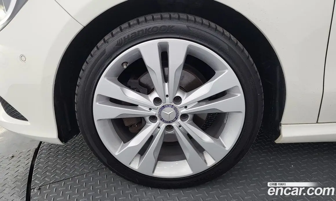 Mercedes-Benz CLA-Class 2014 1.8 автомат (гидро), фото 5