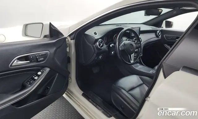 Mercedes-Benz CLA-Class 2014 1.8 автомат (гидро), миниатюра 10