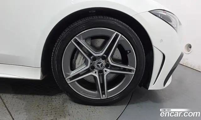 Mercedes-Benz CLS-Class 2022 2.0 автомат (гидро), миниатюра 7