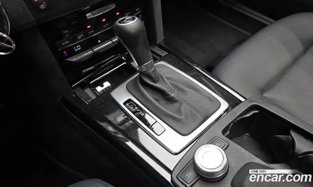 Mercedes-Benz E-Class 2010 1.8 автомат (гидро), миниатюра 11
