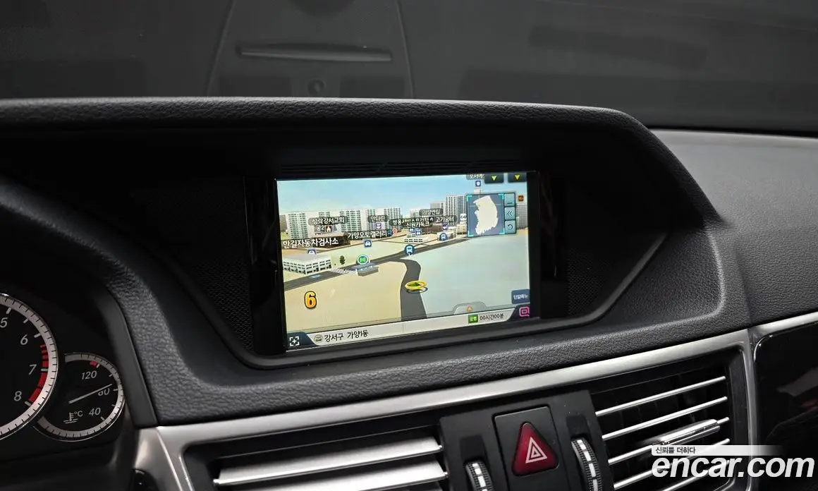 Mercedes-Benz E-Class 2010 1.8 автомат (гидро), фото 20