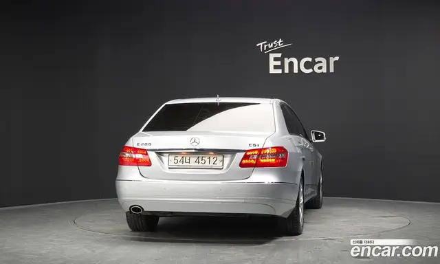 Mercedes-Benz E-Class 2010 1.8 автомат (гидро), миниатюра 3