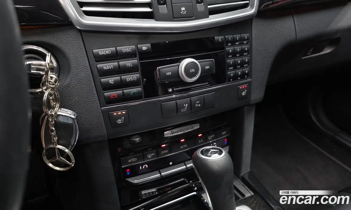 Mercedes-Benz E-Class 2010 1.8 автомат (гидро), фото 22