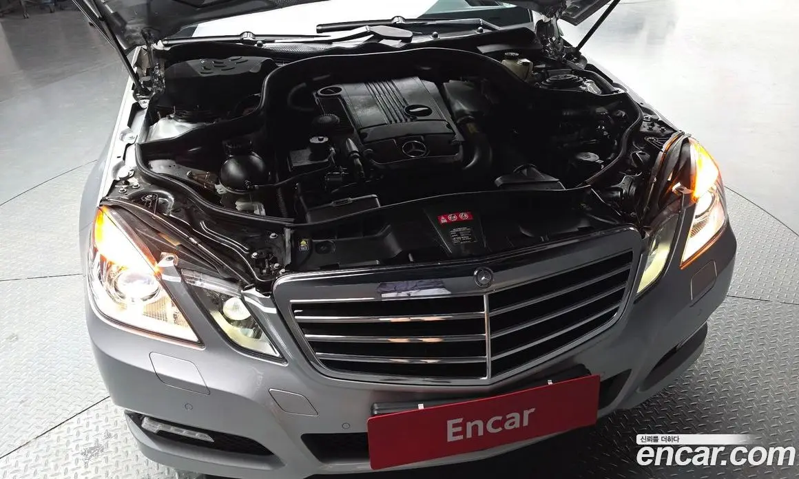 Mercedes-Benz E-Class 2010 1.8 автомат (гидро), фото 5