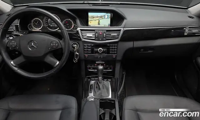 Mercedes-Benz E-Class 2010 1.8 автомат (гидро), миниатюра 9