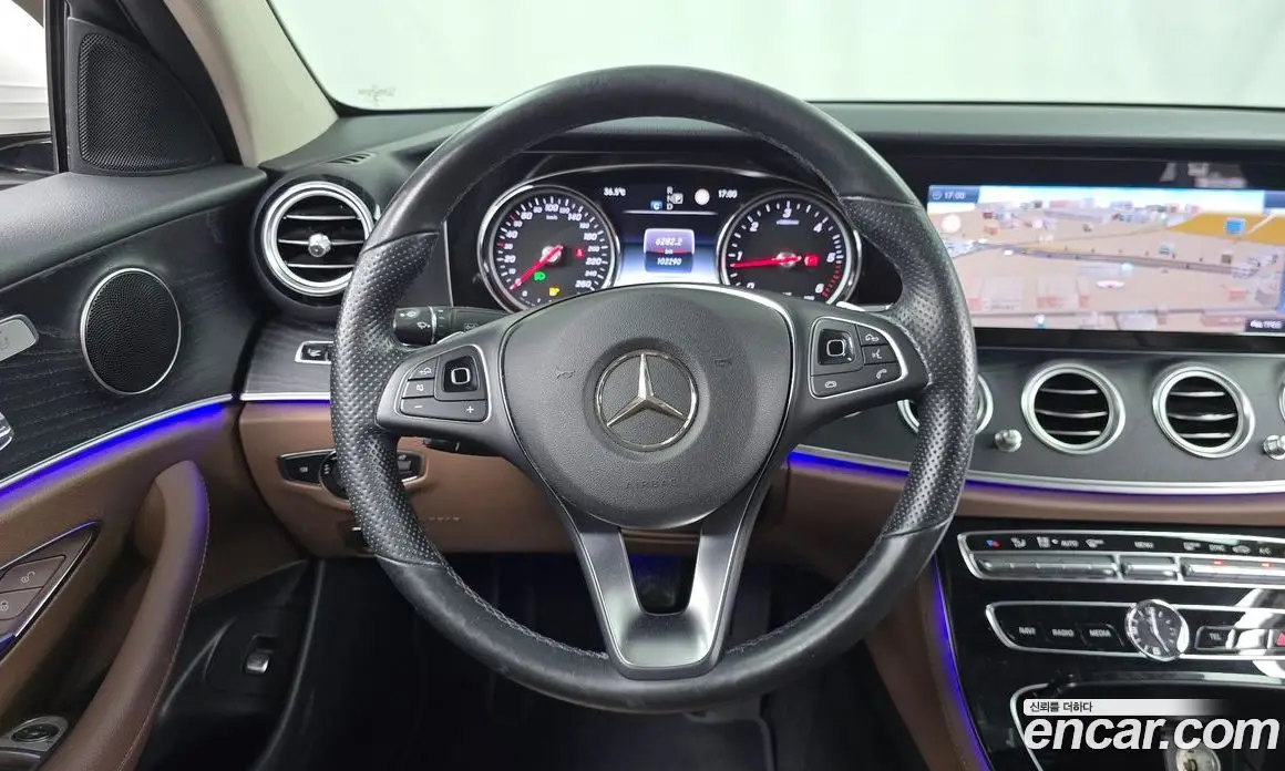 Mercedes-Benz E-Class 2017 1.9 автомат (гидро), фото 12