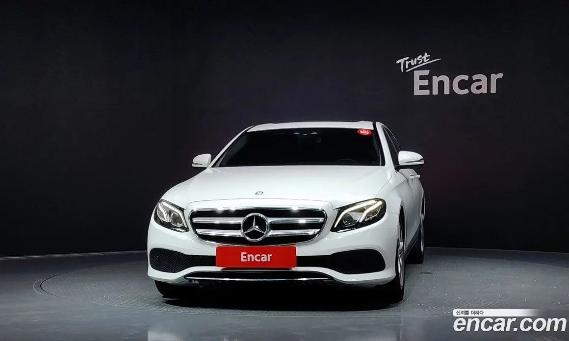 Mercedes-Benz E-Class 2017 1.9 автомат (гидро), фото 3