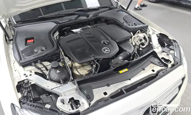 Mercedes-Benz E-Class 2017 1.9 автомат (гидро), миниатюра 6