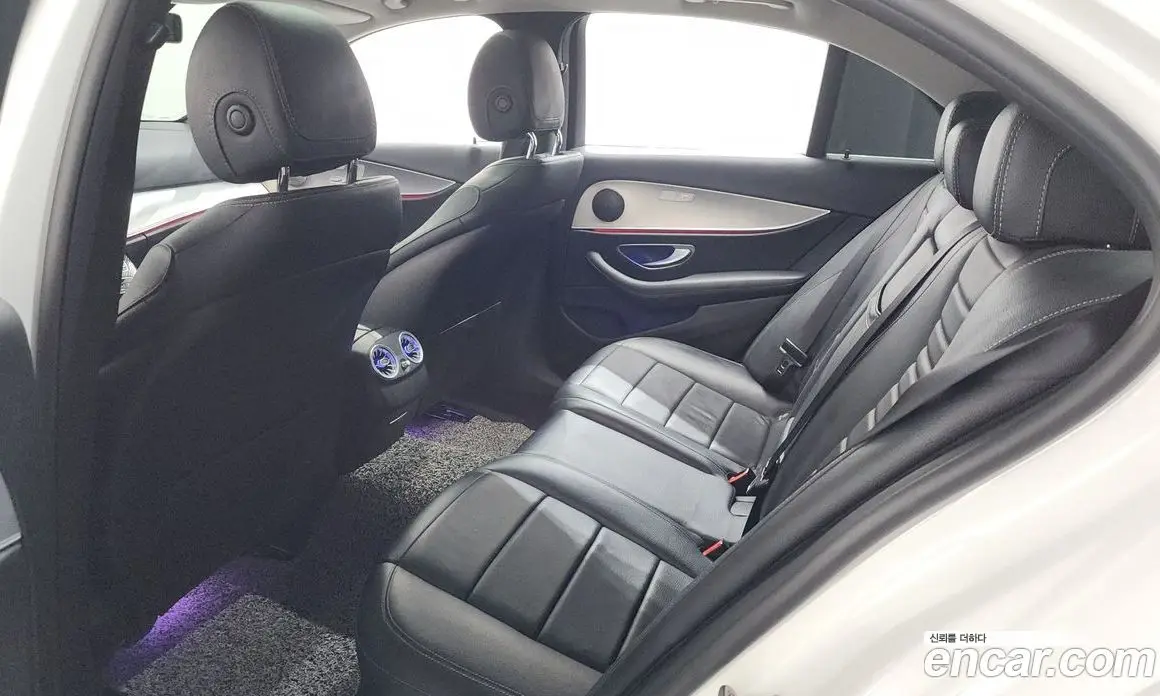 Mercedes-Benz E-Class 2019 2.0 автомат (гидро), фото 27