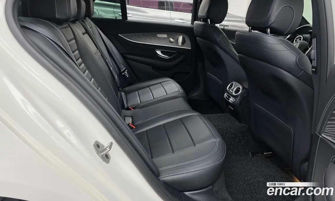 Mercedes-Benz E-Class 2021 2.0 автомат (гидро), фото 17