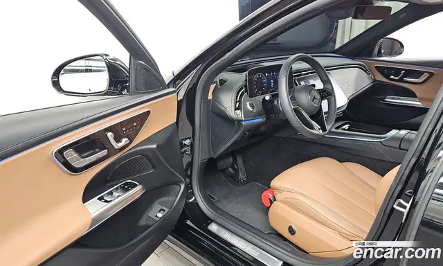 Mercedes-Benz E-Class 2025 2.0 автомат (гидро), миниатюра 10
